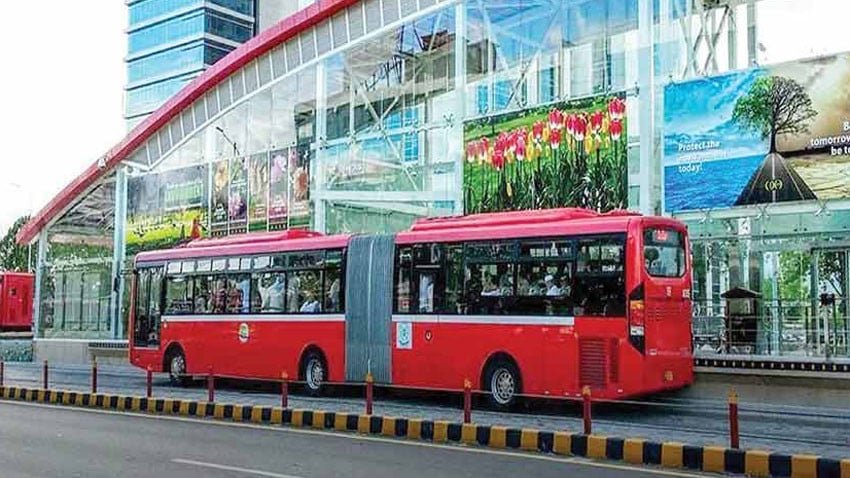 Metro bus Islamabad