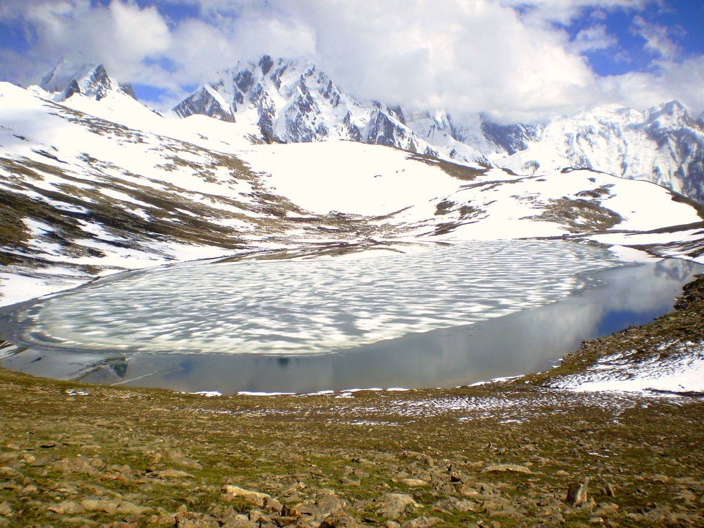 Rush Lake Enchanting Lake in Pakistan