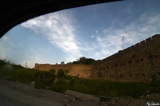 a scenic view of fort in chakdara